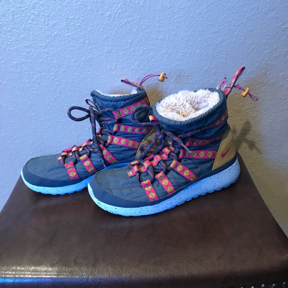 Nike Sneakerboots